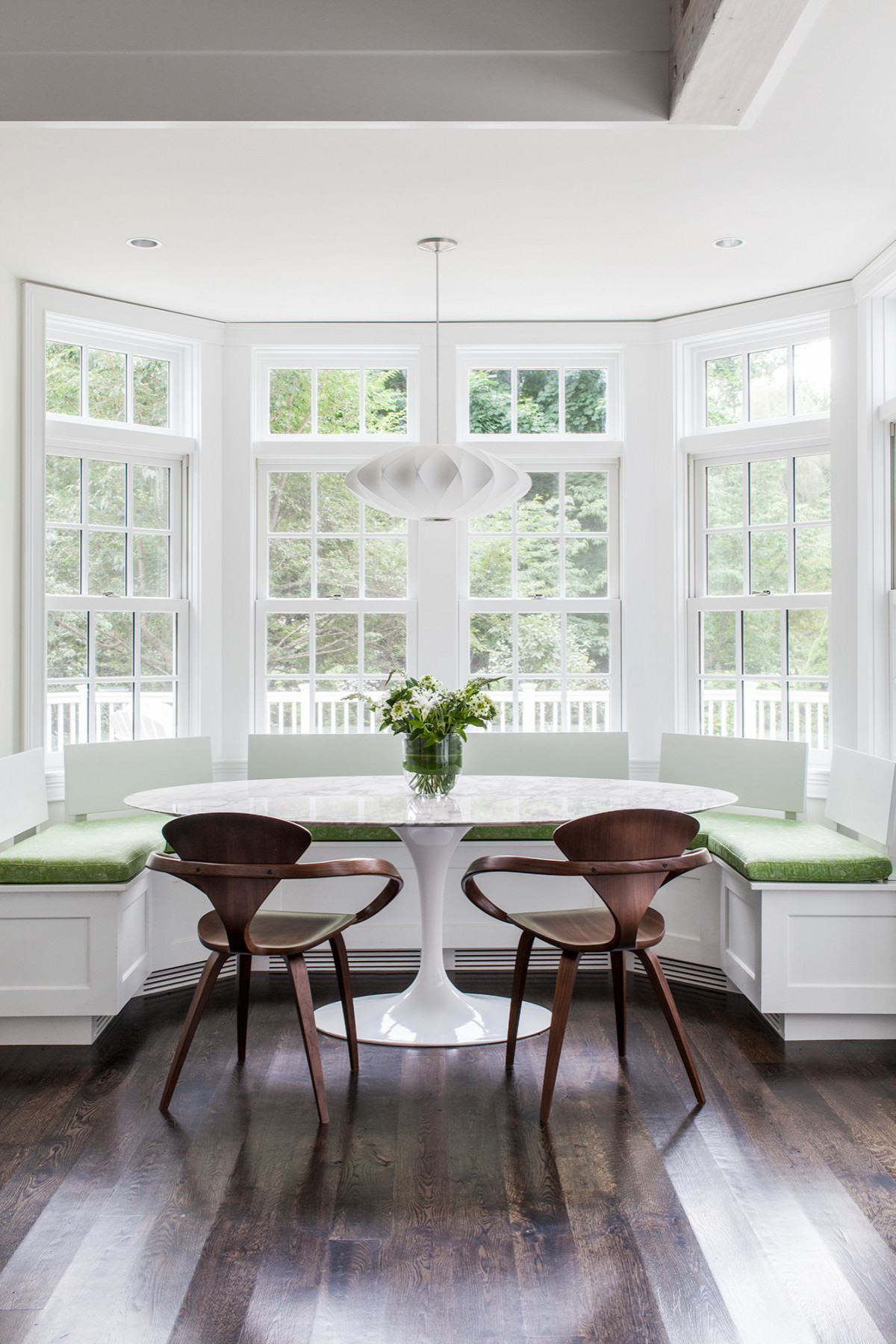 Bay Window Breakfast Nook - Photos & Ideas  Houzz