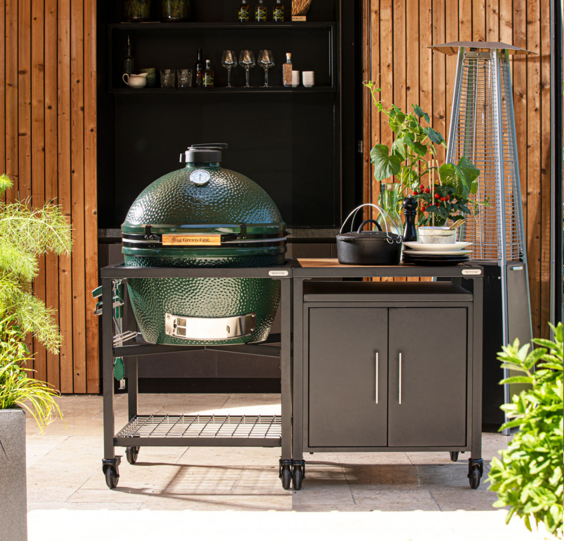 Big Green Egg XLarge Outdoor Küche  mit Schrank