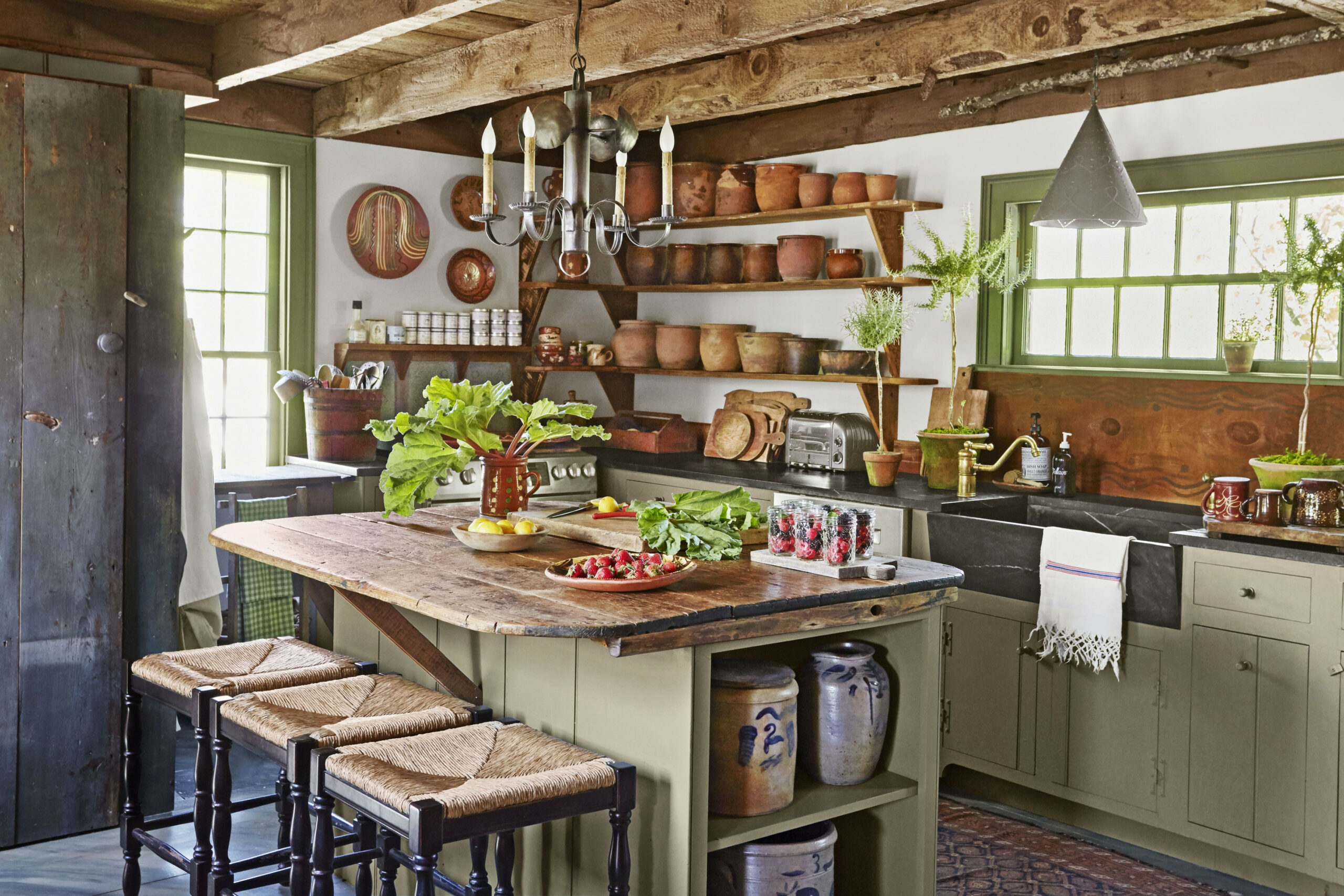 Farmhouse Kitchen Ideas - Rustic Farmhouse Kitchens