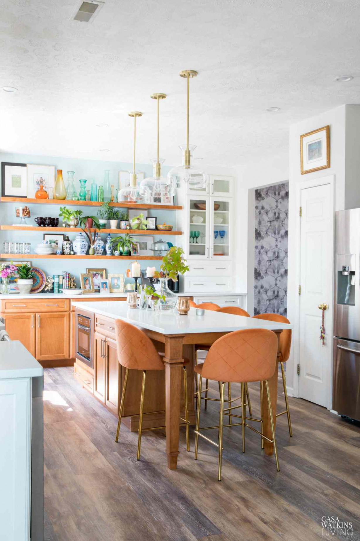 Incredible Kitchen Islands With Sinks and Seating