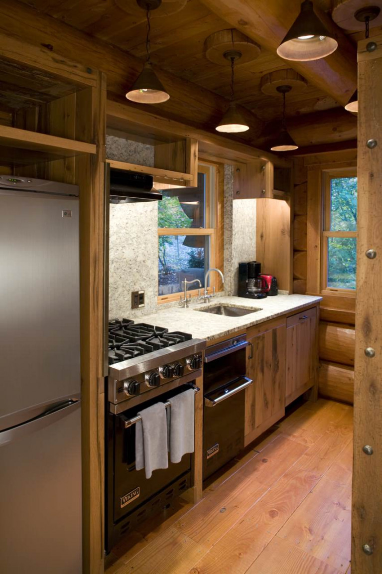 Small Log Cabin Kitchens - Photos & Ideas  Houzz