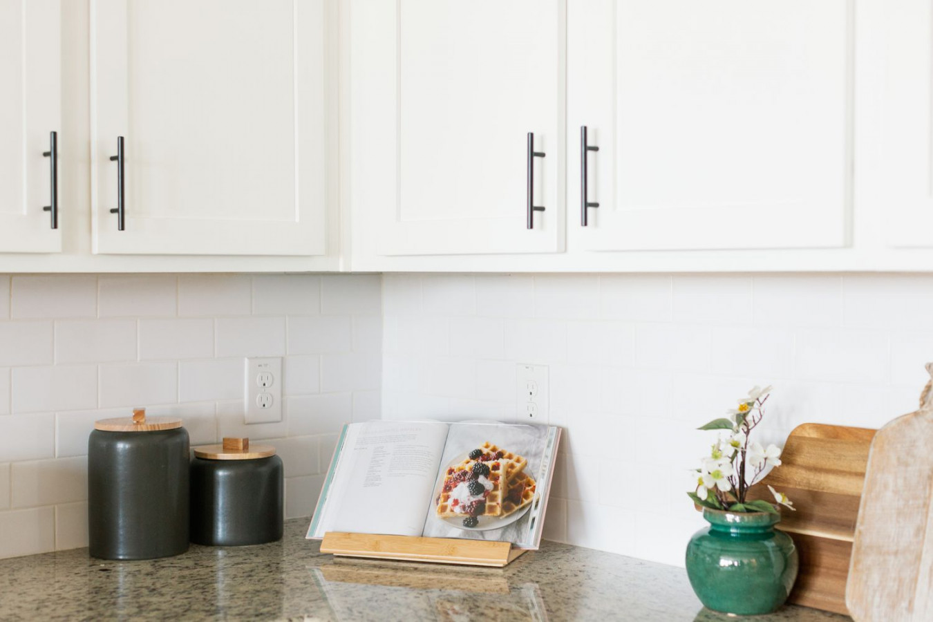 Ways to Decorate your Kitchen Counters