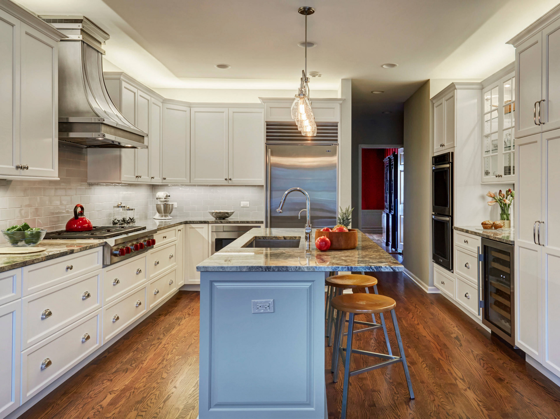 Above Cabinet Lighting - Photos & Ideas  Houzz