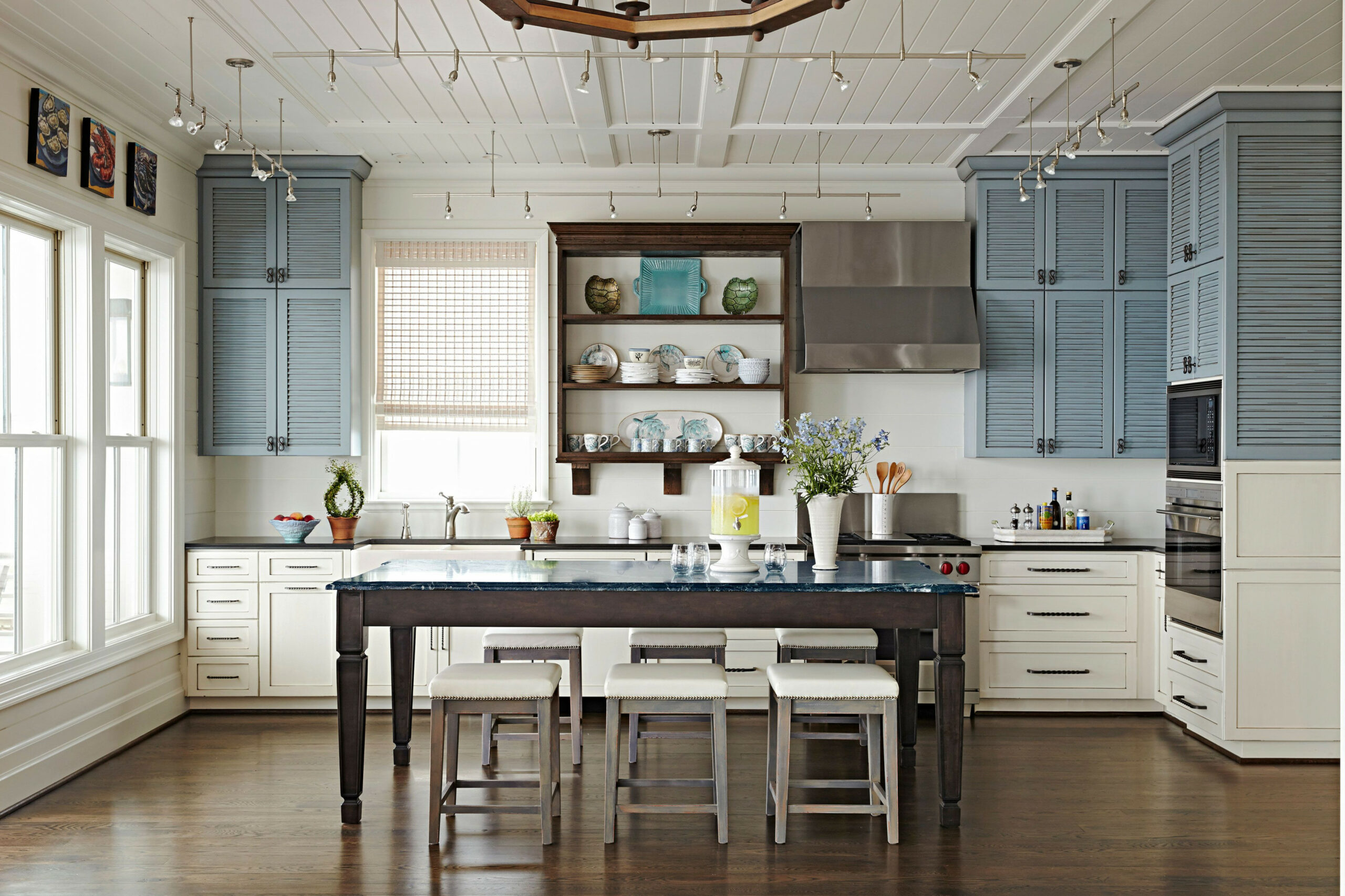 Coastal Kitchen Ideas to Bring the Beach to Your Home