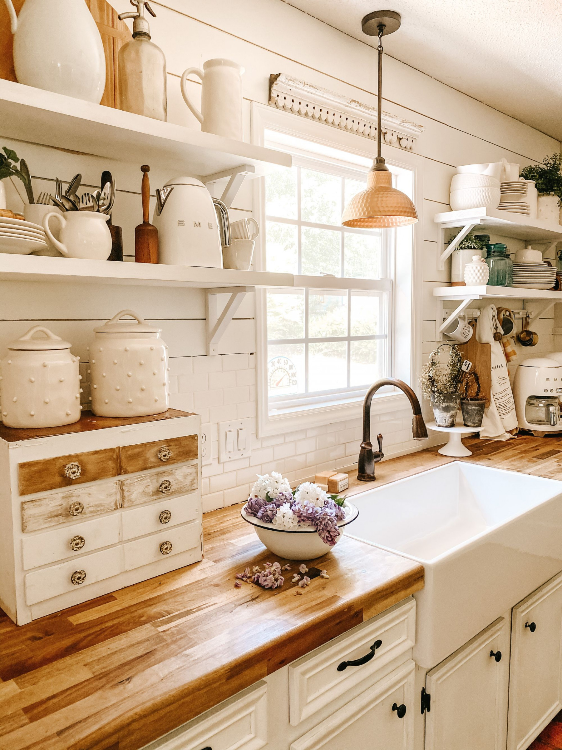 Farmhouse Summer Kitchen  Country cottage kitchen, Kitchen