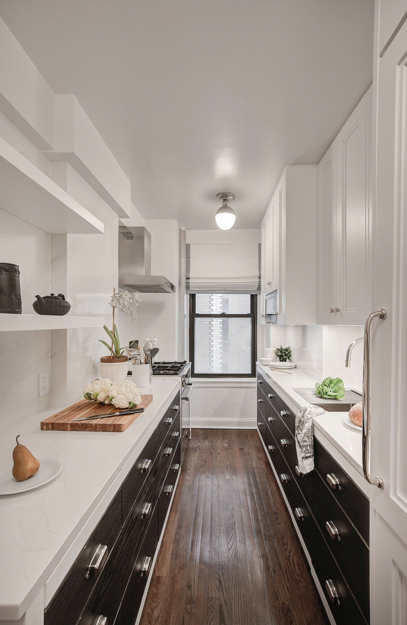 Gorgeous Galley Kitchen Ideas to Maximize Small Layouts