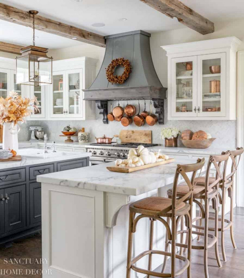 Warm And Inviting Fall Kitchen Decorating Ideas To DIY