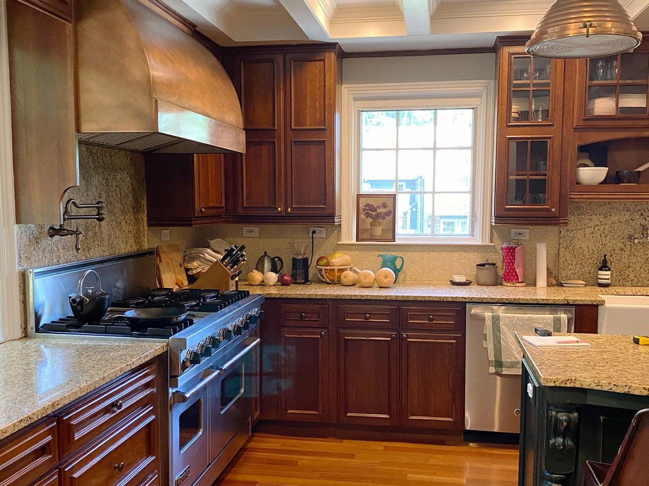 A Modern Kitchen and Mudroom Renovation Designed by Hamilton Gray