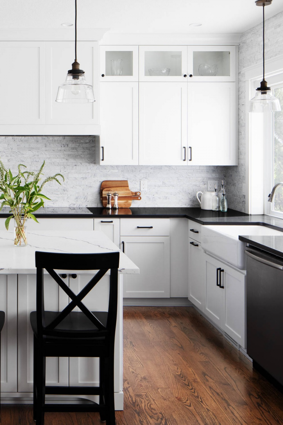 + Black And White Kitchen Ideas For Quartz Countertops  White