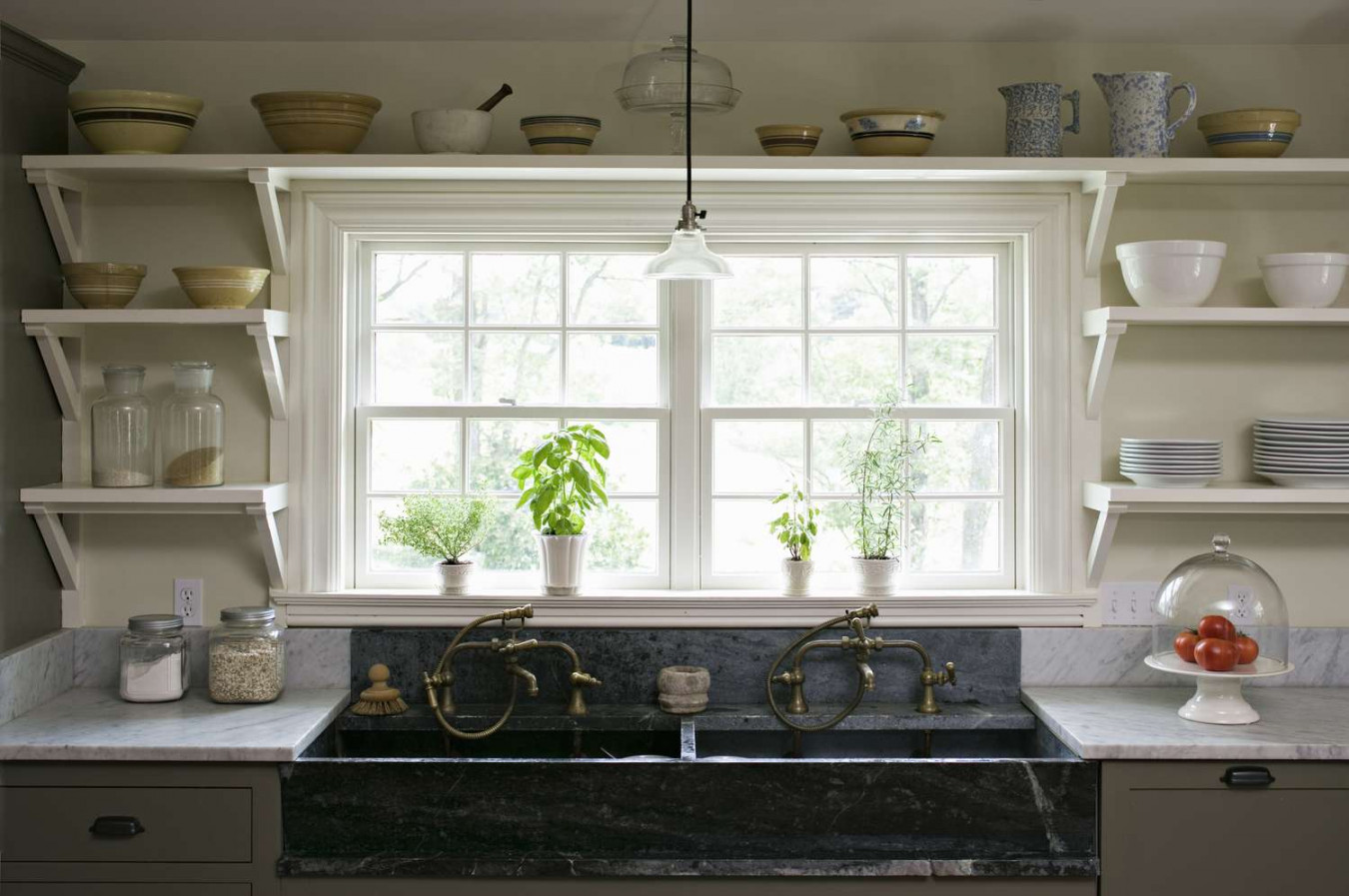 Creative Ways to Use Windows in a Kitchen Remodel