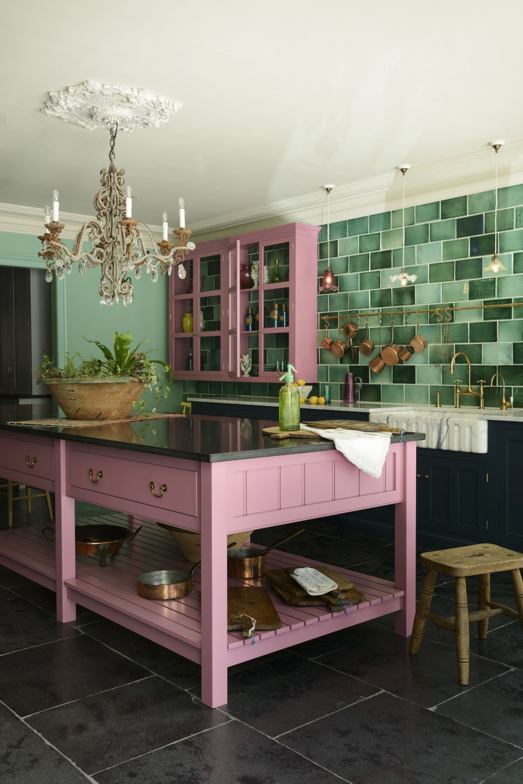 Designing A Pink Kitchen -  Pretty Pink Kitchen Ideas