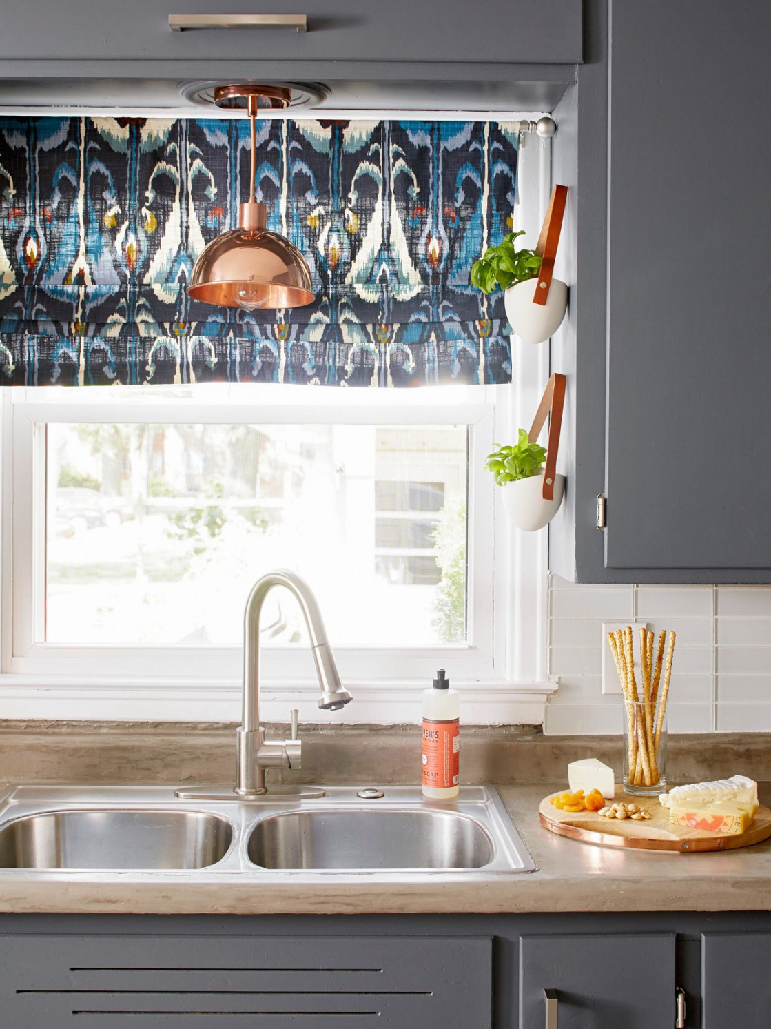 DIY Kitchen Window Treatments That Block Sun and Add Style