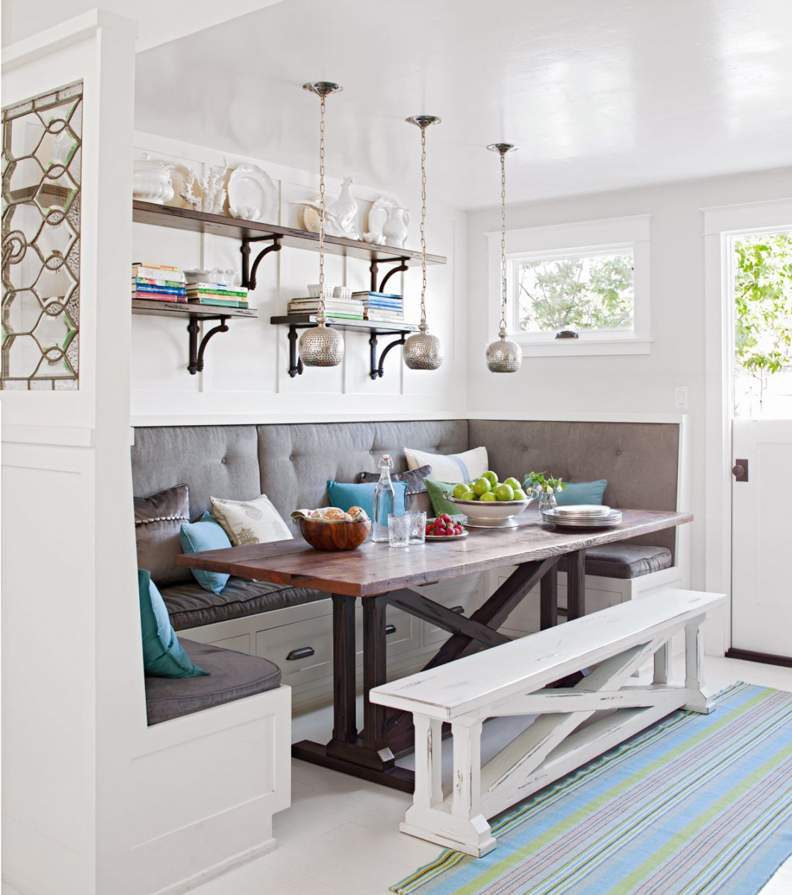 Eat-In Kitchens Perfect for Casual Family Dining