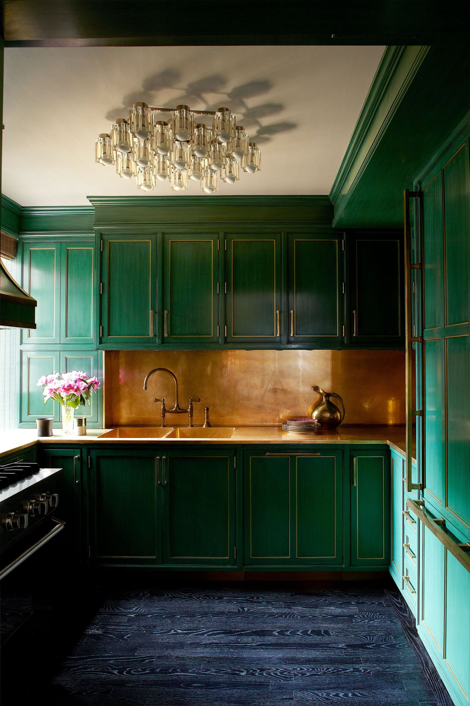 Glamorous Spaces That Make the Case for Green Kitchen Cabinets