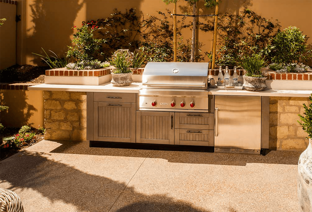 How Do I Build an Outdoor Kitchen on a Budget?