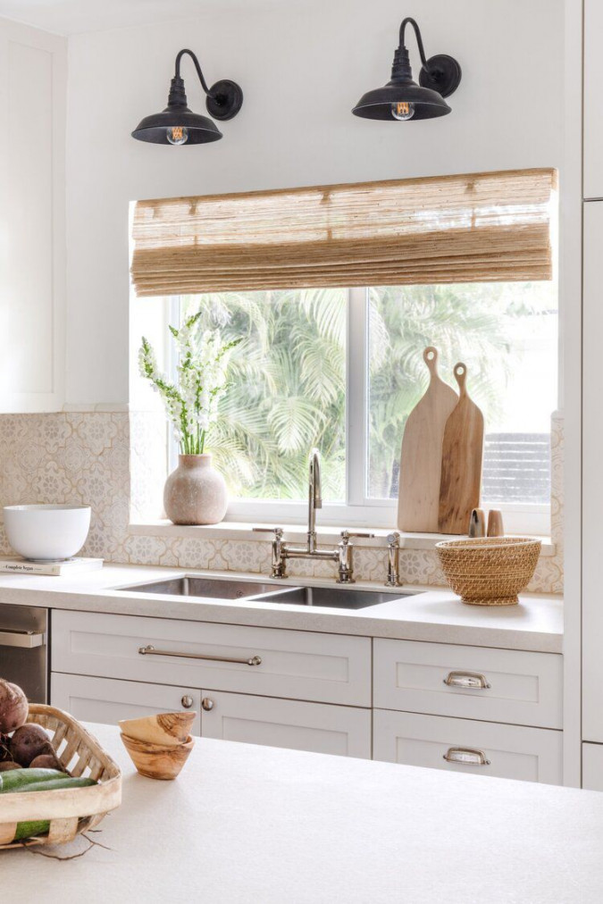 Kitchen Window Décor Ideas You Can Easily Pull Off