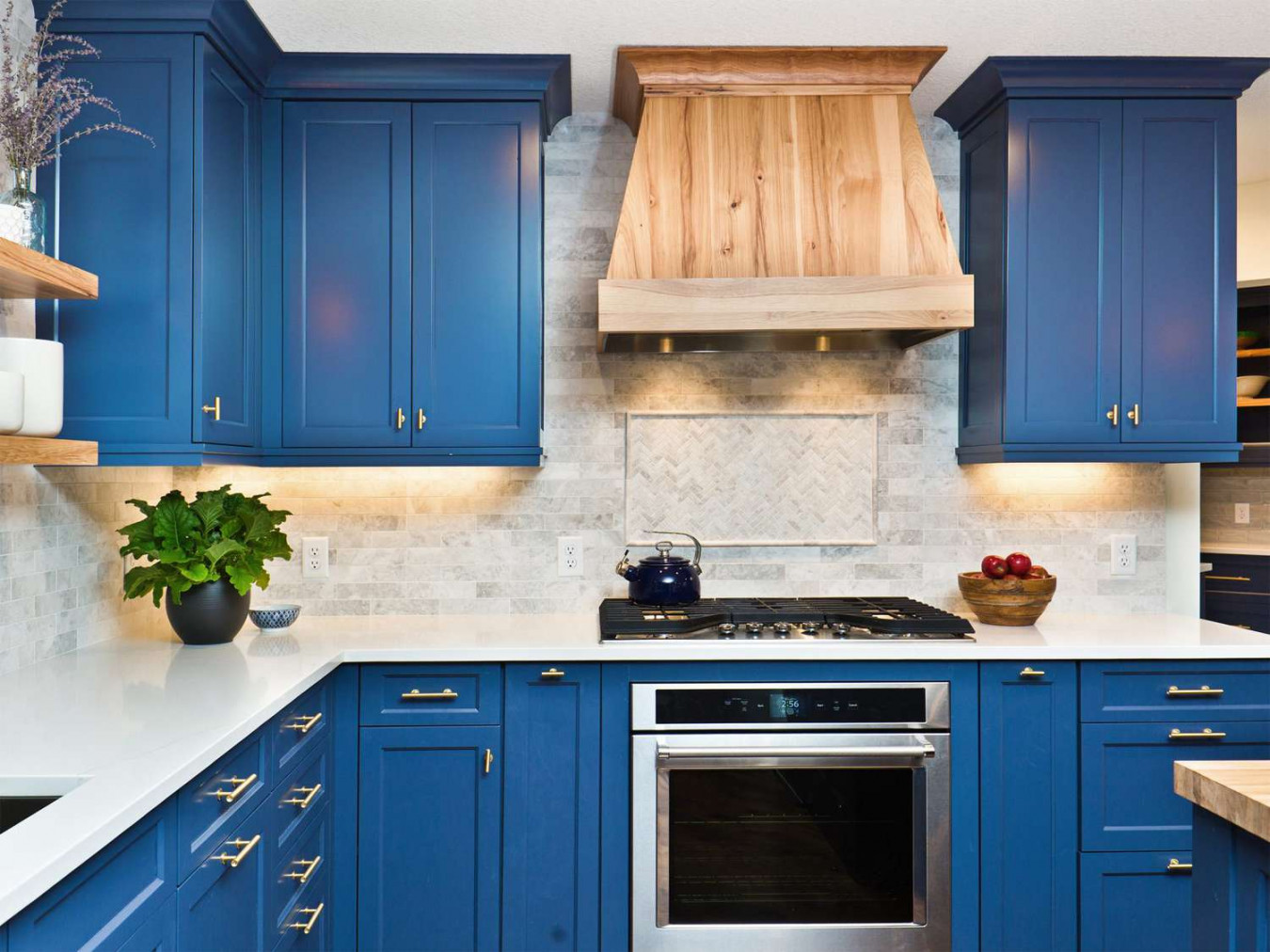 Mistakes Everyone Makes When Painting Kitchen Cabinets