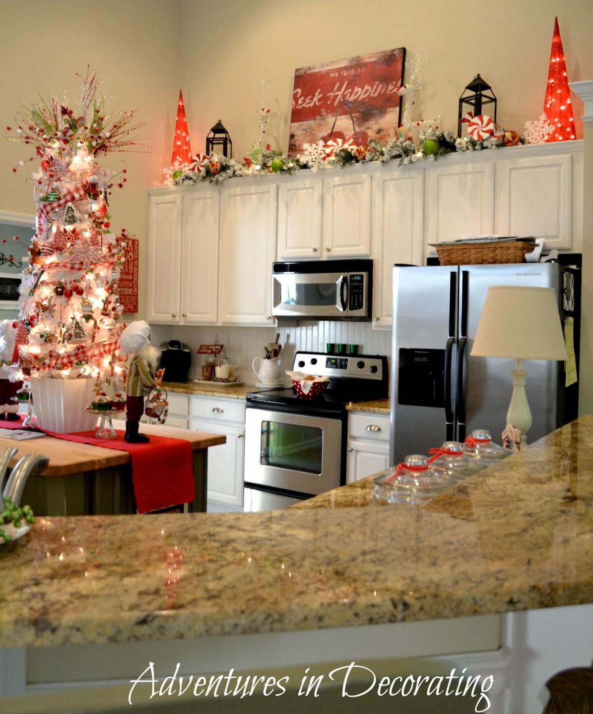 Our Christmas Great Room and Kitchen   Christmas kitchen decor