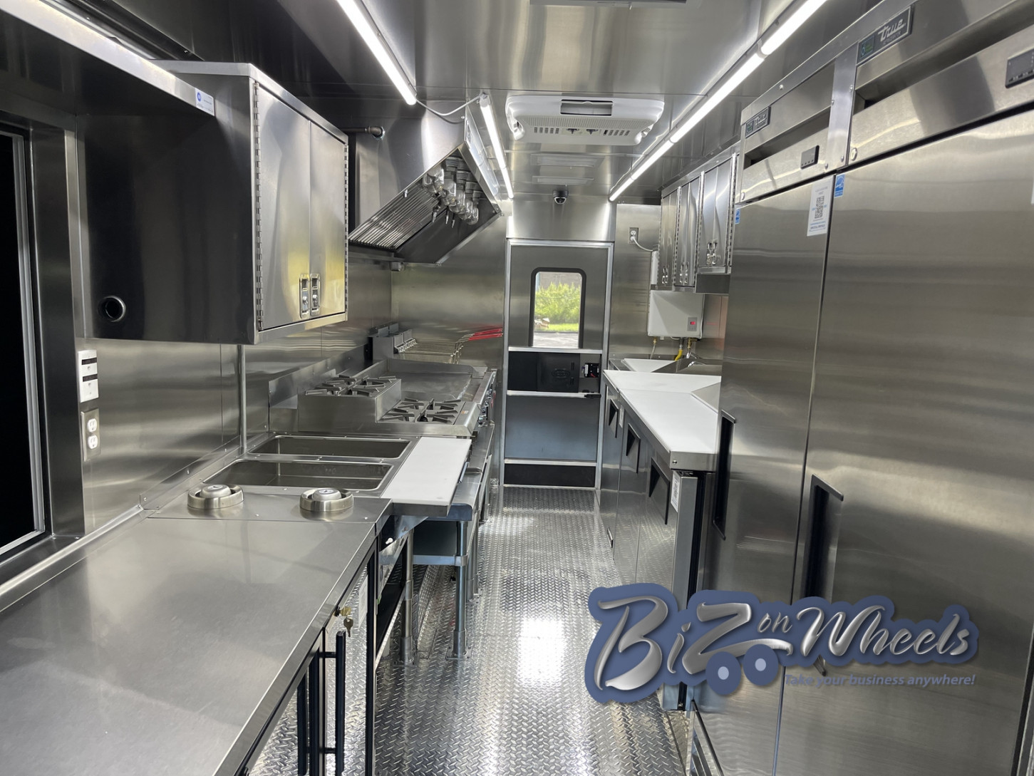 Premium Kitchen ft Food Truck - Food trucks Concession trailer