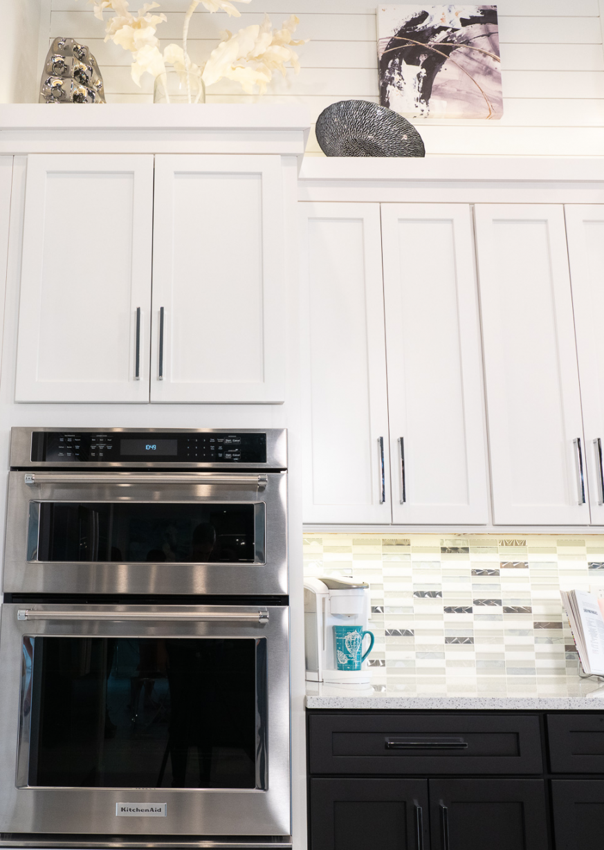 Straight Lines Above and Below  Kitchen cabinet molding, Kitchen