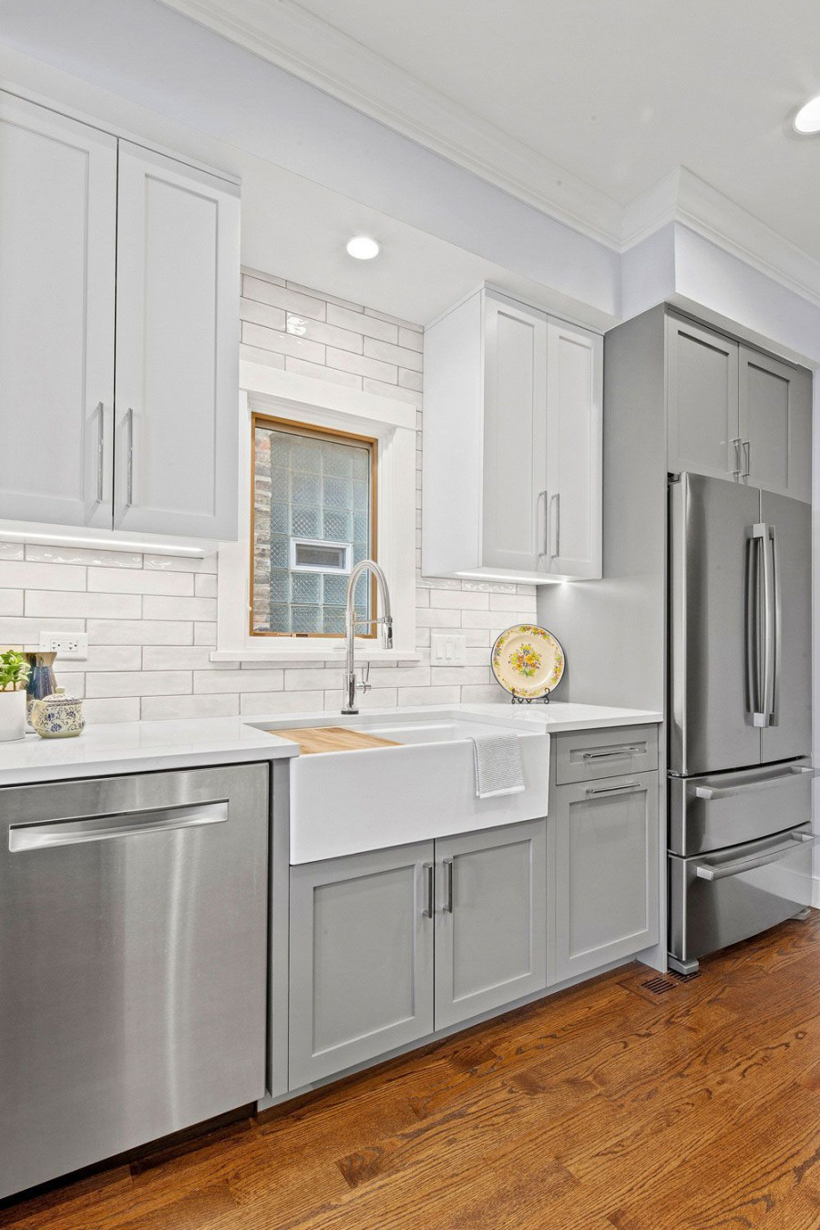 + Two Tone Kitchen Cabinets ( STYLISH & TRENDY ) - Cabinet