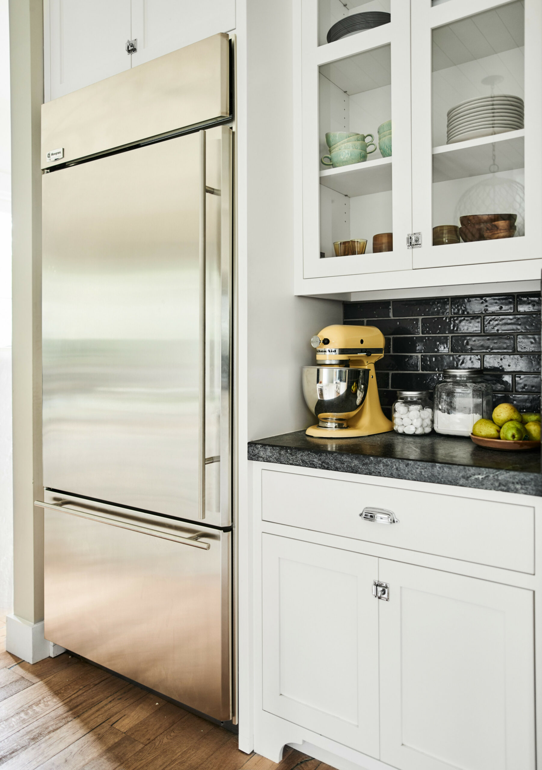 Ways to Achieve the Custom Look of a Built-In Refrigerator