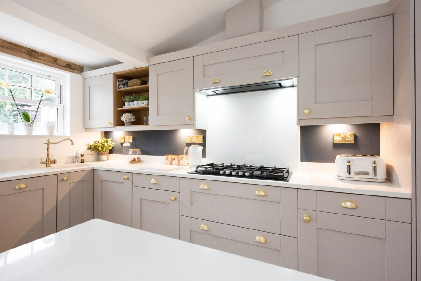 Best Kitchen Cabinet Paint Colors, According to Interior Designers