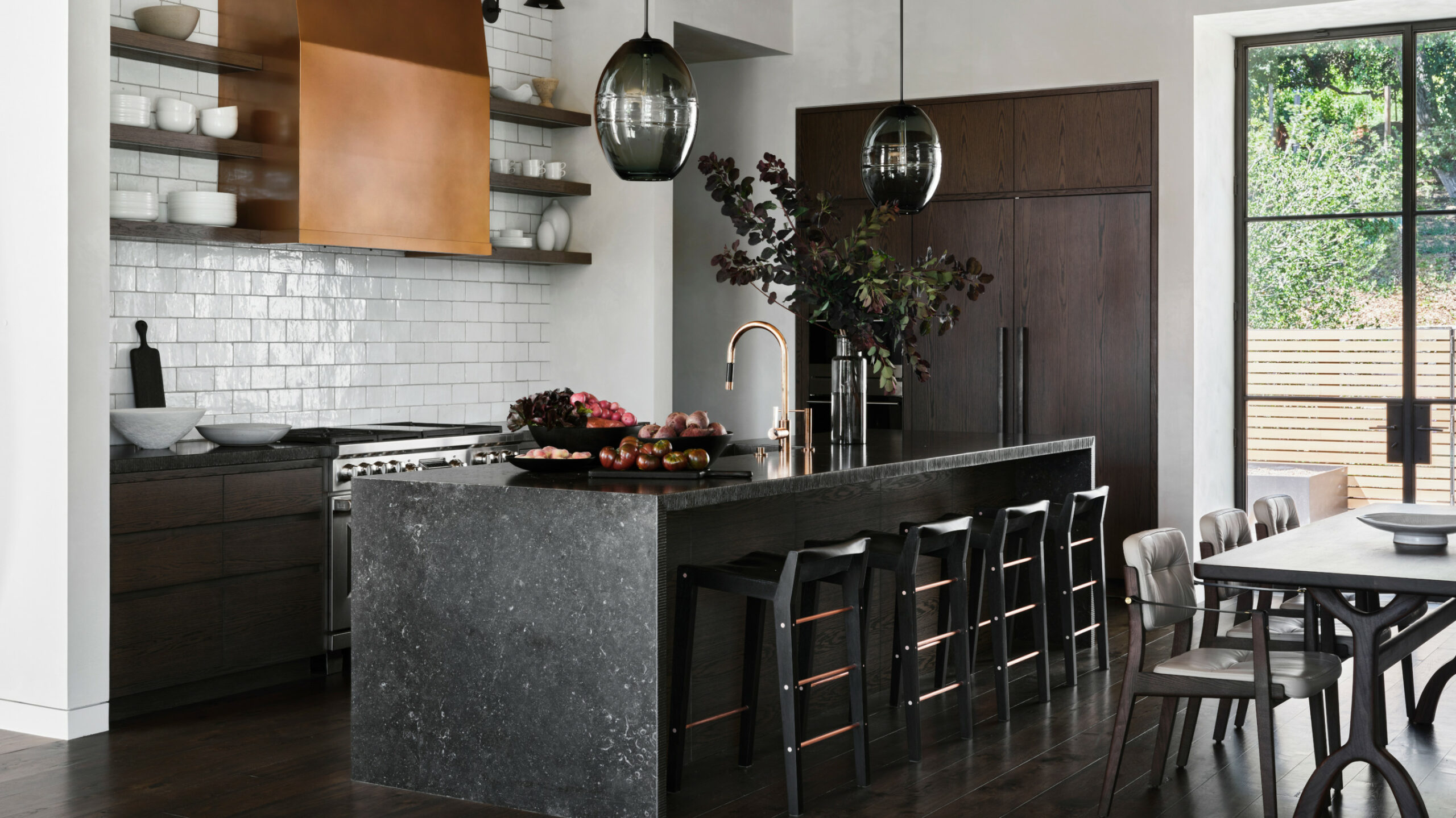 black kitchen countertop ideas in modern spaces  Livingetc