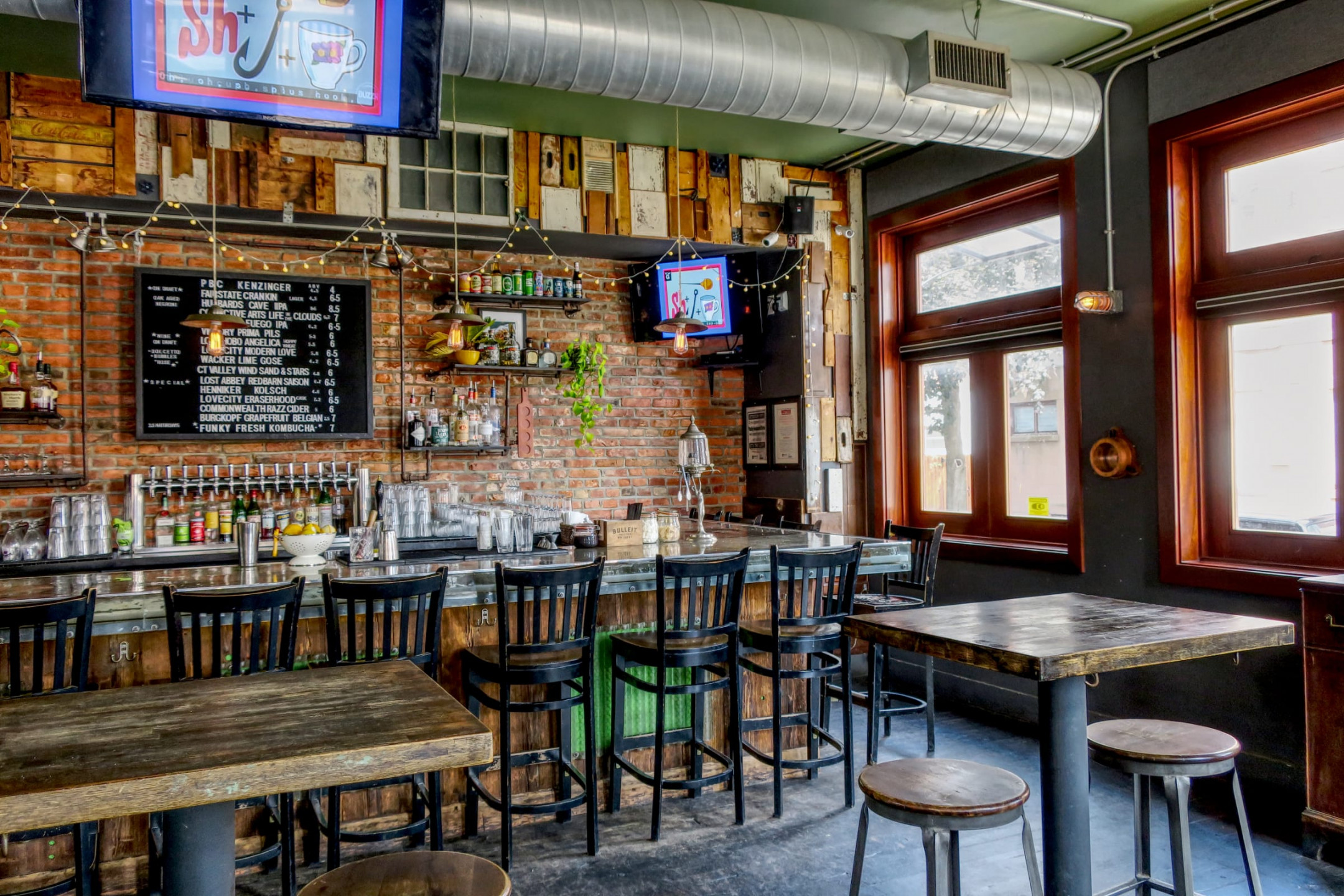 Cedar Point Bar & Kitchen - Restaurant and Bar in Fishtown