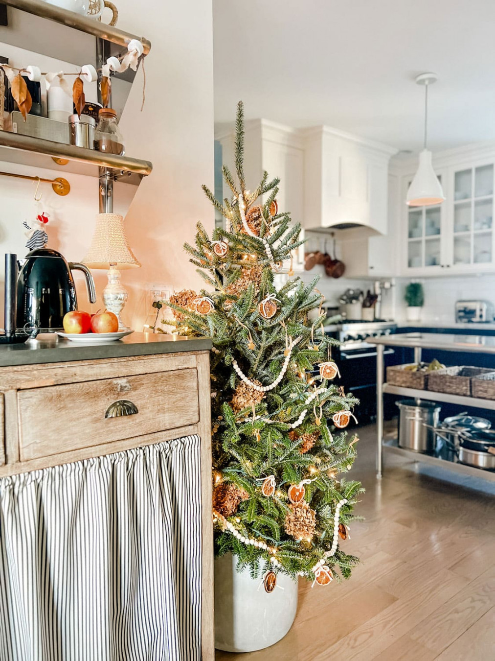 How to Decorate a Kitchen Christmas Tree All Natural  Most Lovely