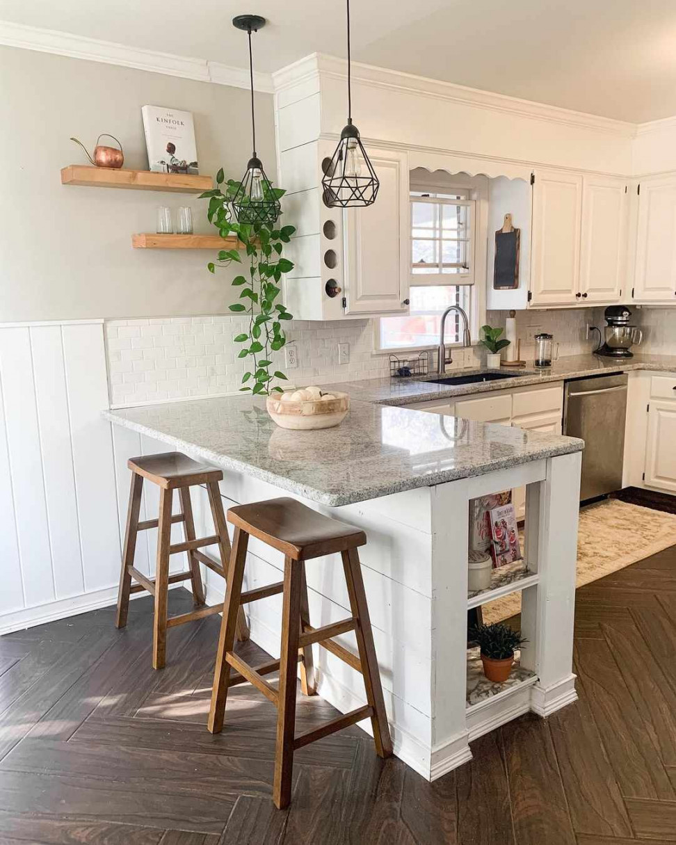 Kitchen Peninsula Ideas That Are Pretty and Functional