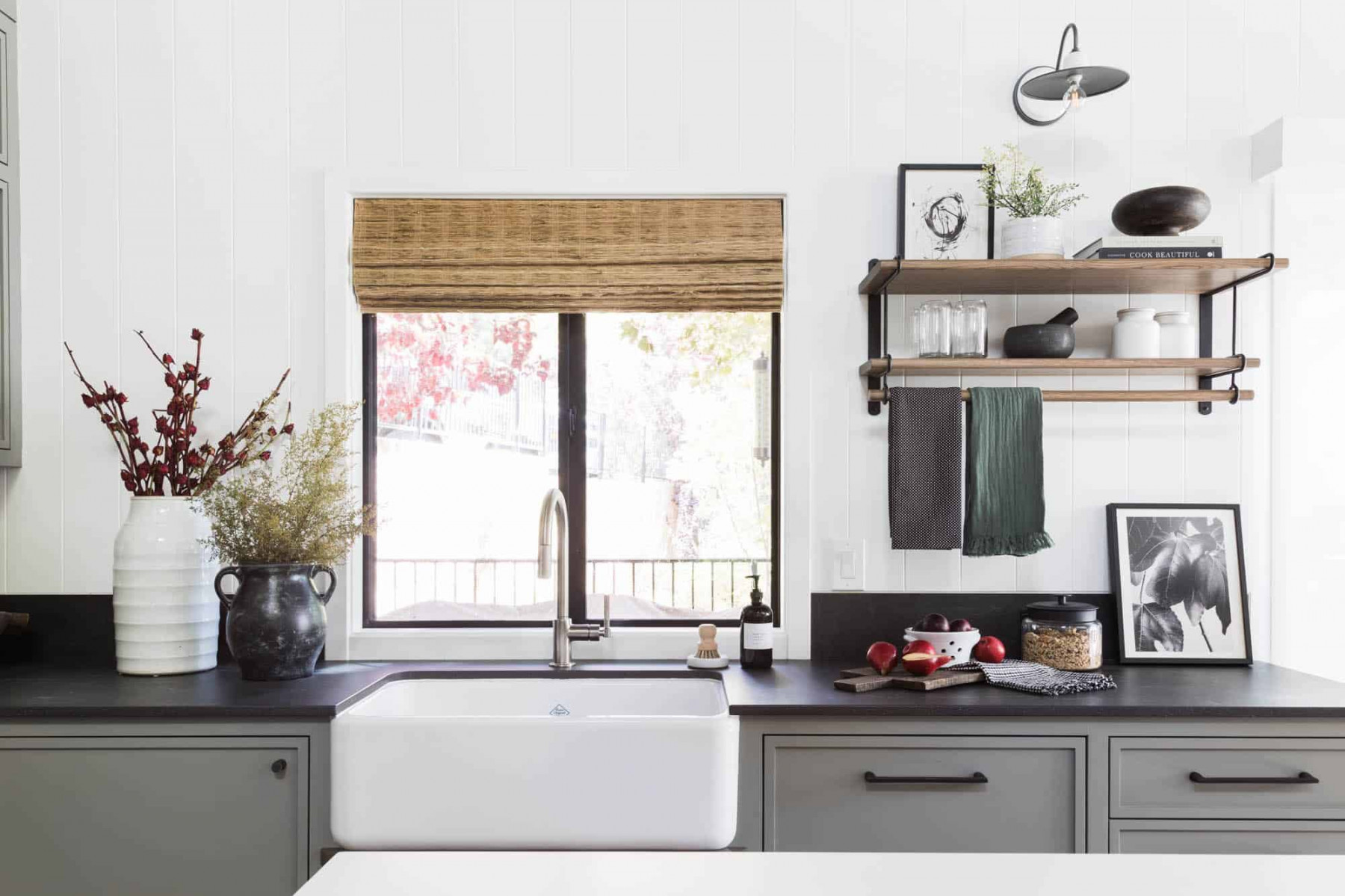 Kitchen Window Décor Ideas You Can Easily Pull Off