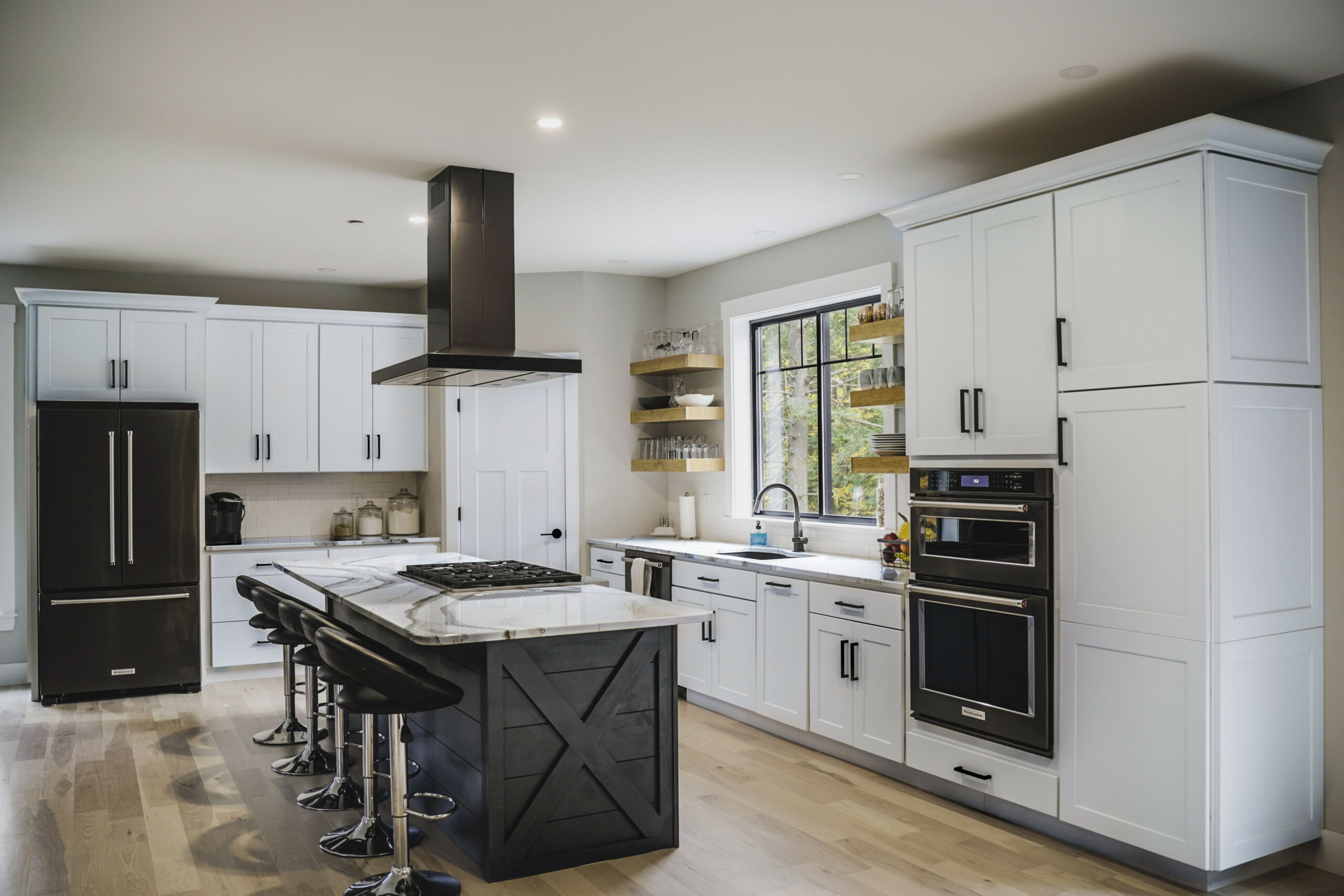 Open shelves farmhouse kitchen  Black appliances kitchen, White