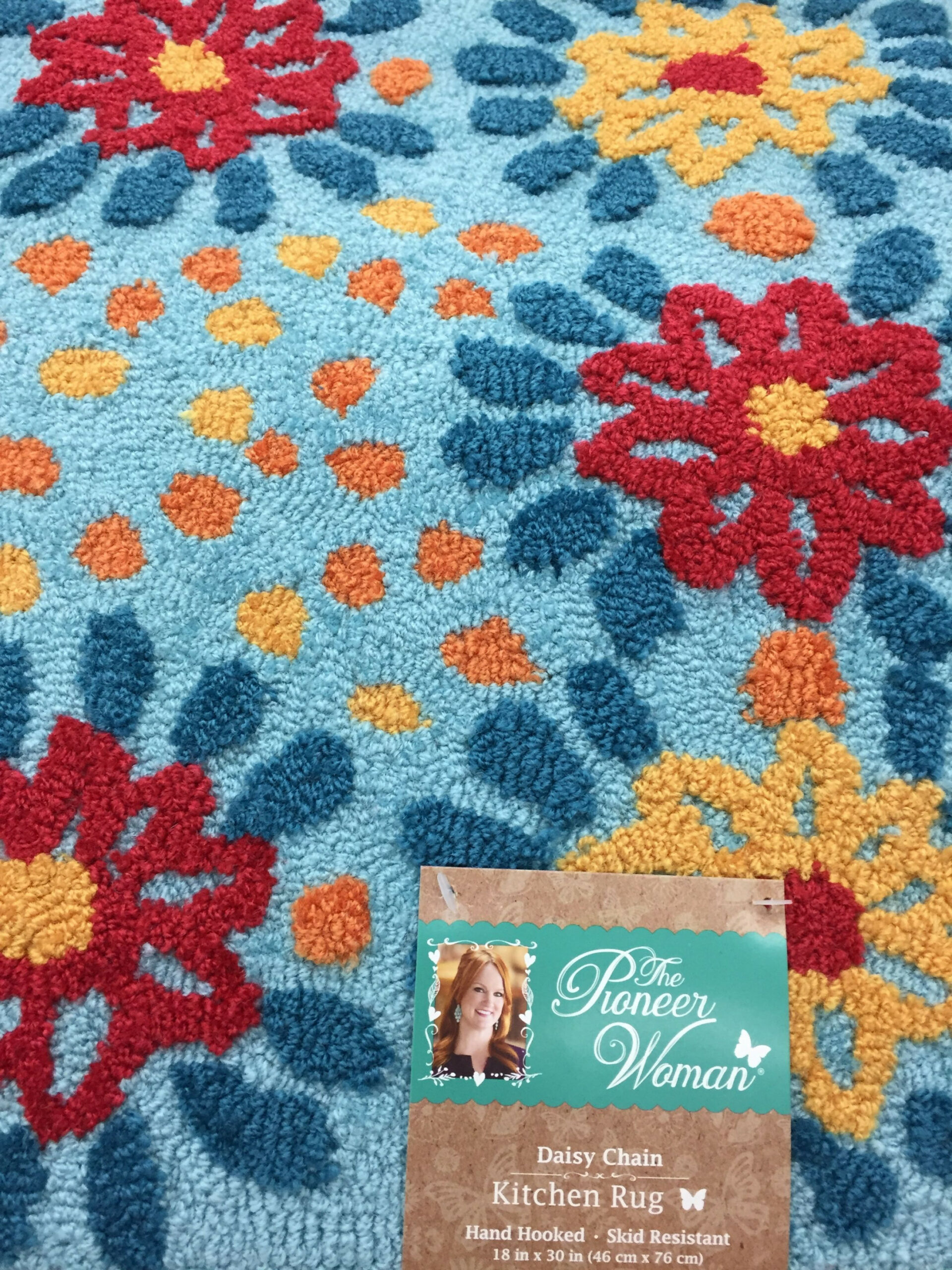 Pioneer Woman rug @ Walmart   Pioneer woman kitchen, Pioneer