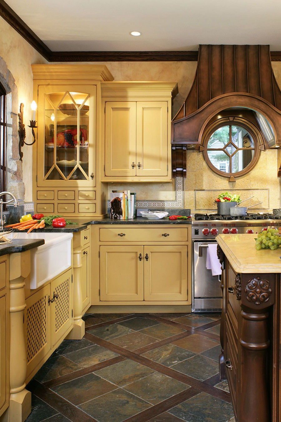 Yellow Kitchen Ideas - Decorating Tips for Yellow Colored Kitchens