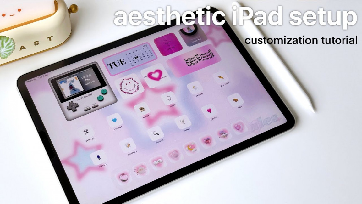 HOW TO CUSTOMIZE YOUR IPAD HOME SCREEN IN IOS : widgets + app icons   aesthetic iPad Pro  🩵🩷