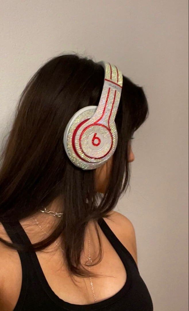 Beats headphones  Headphone decoration, Rhinestone projects