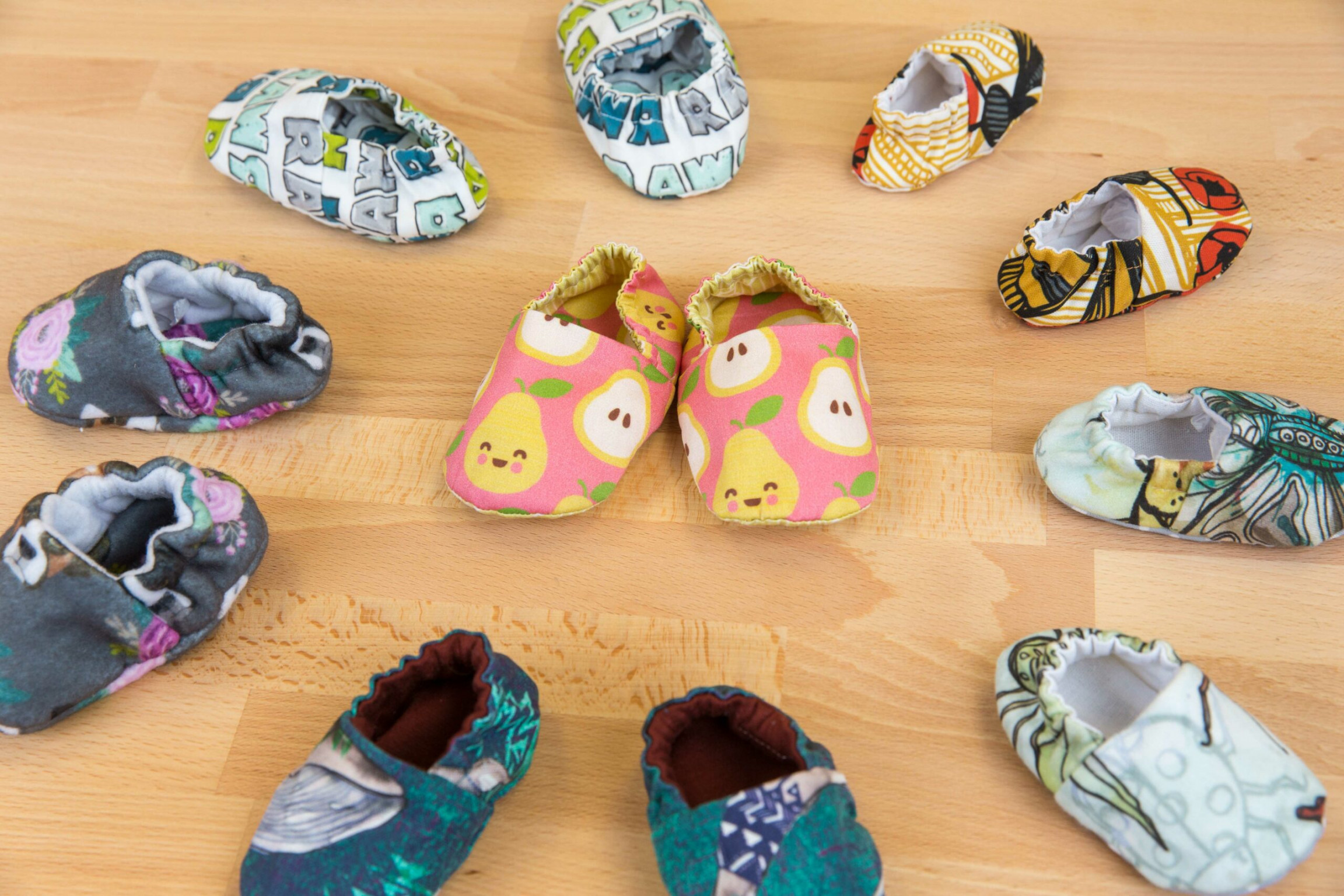 DIY Baby Shoes  Free Pattern Included!