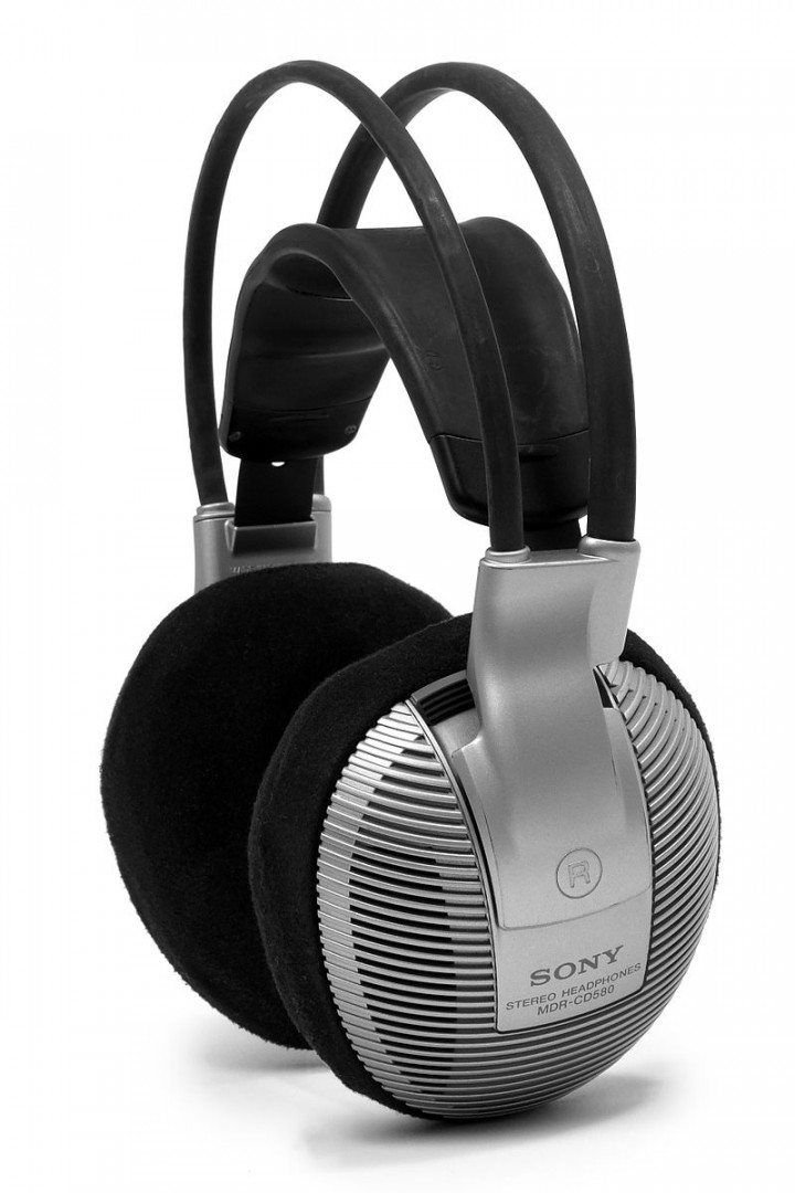 File:Sony-MDR-CD-Headphones