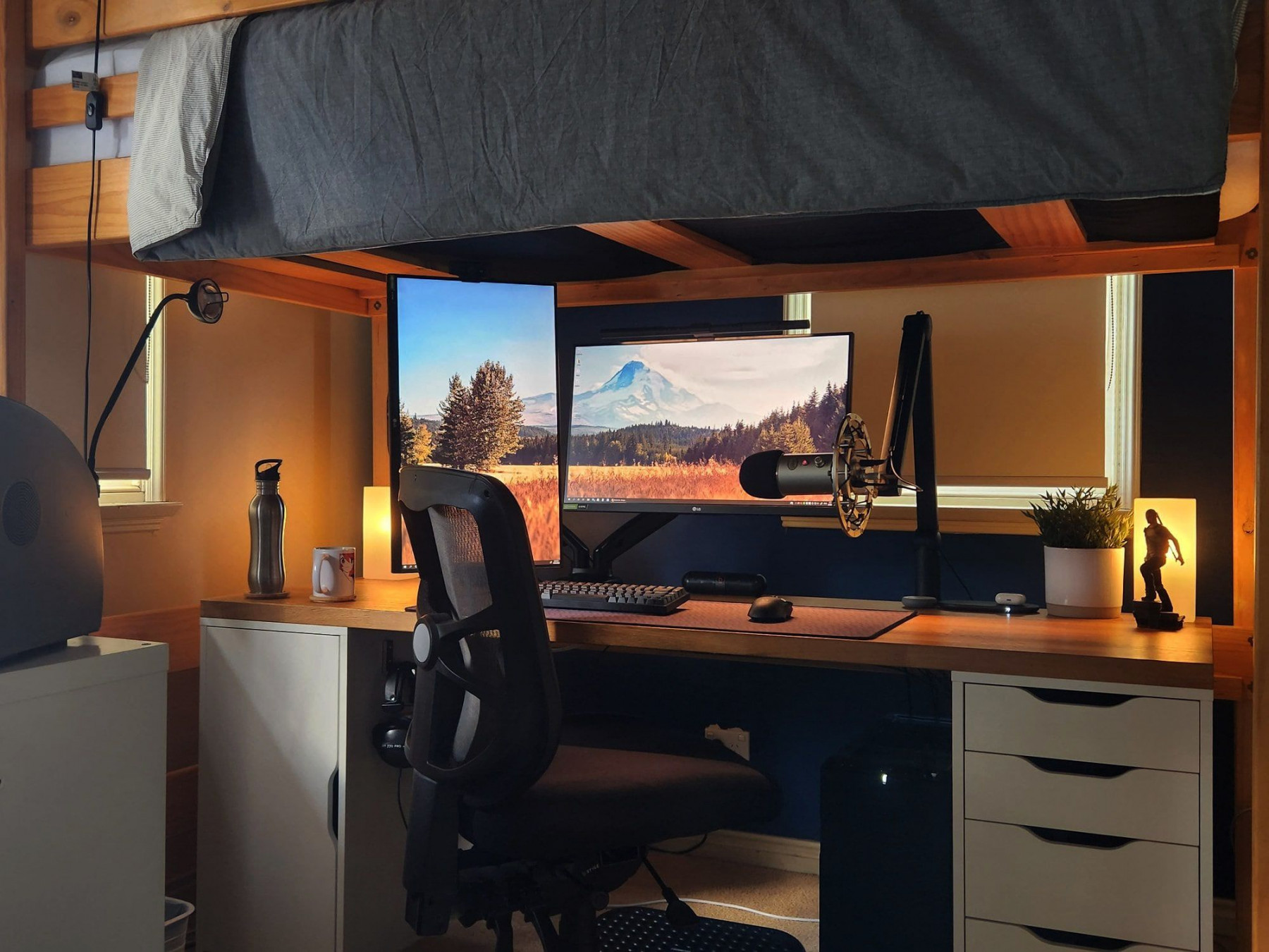 Small Loft Bed Desk Setup