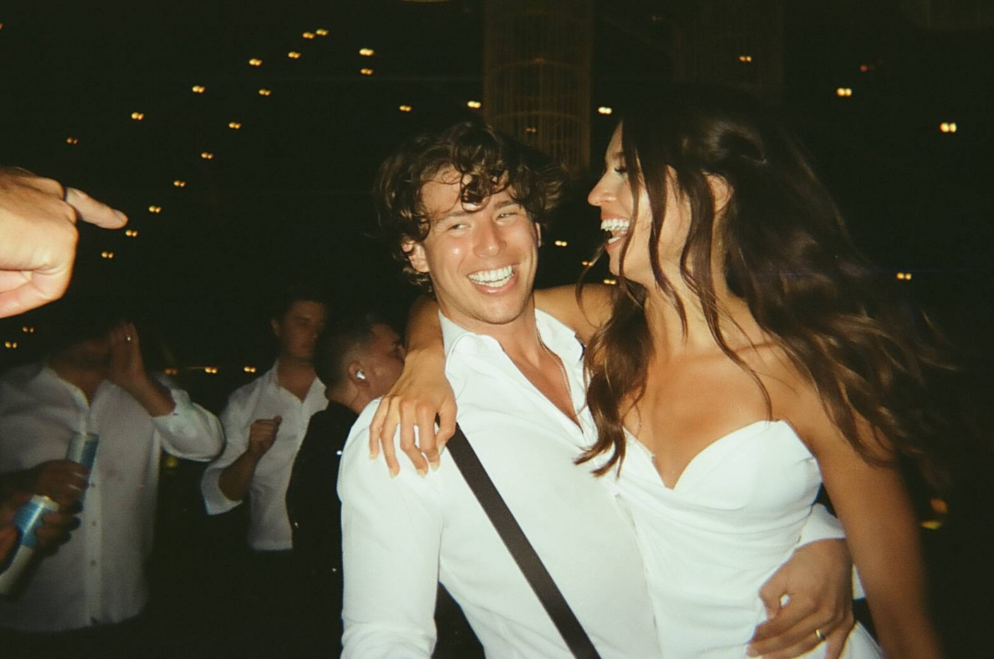 Tips & Tricks for Disposable Cameras at Weddings – Analog Camera